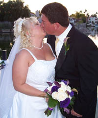 You may now seal your promises wth a kiss!